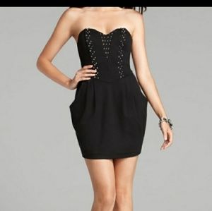 Black strapless Guess dress